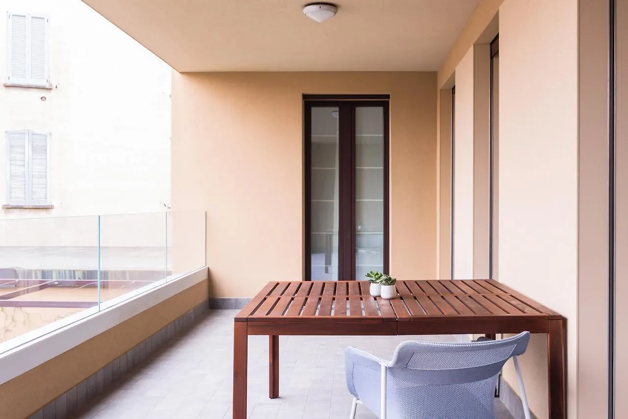 Altido Lovely 1-Bed Flat With Balcony & Free Parking Milan 0*,