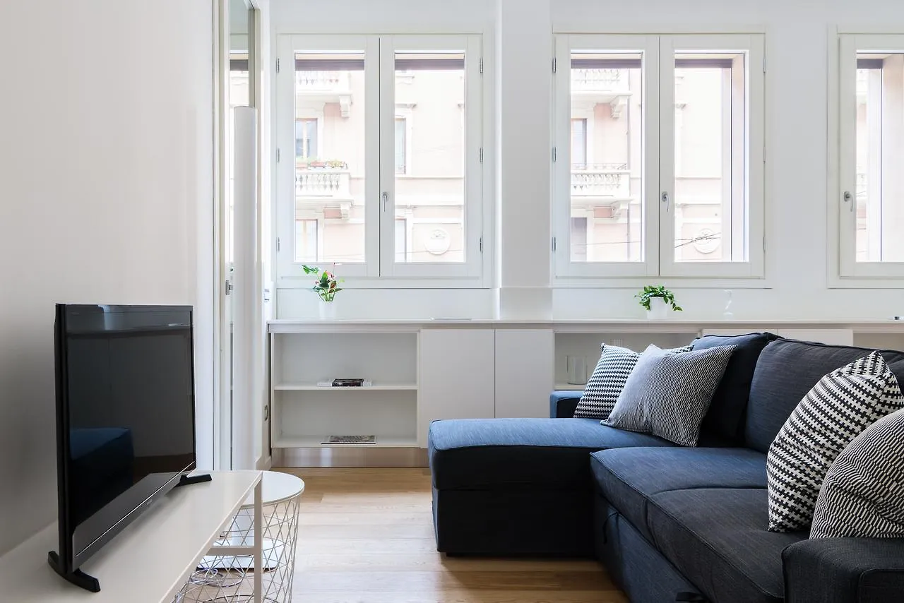 Apartment Altido Lovely 1-Bed Flat With Balcony & Free Parking Milan
