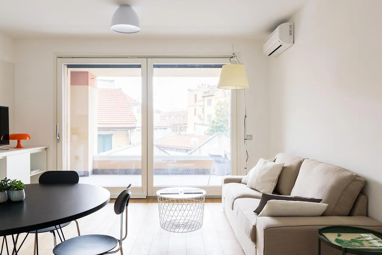 Altido Lovely 1-Bed Flat With Balcony & Free Parking Milan Italy
