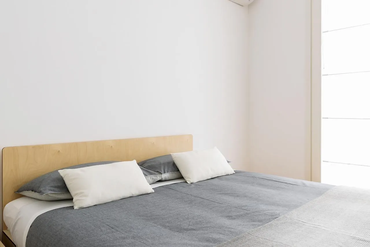 Altido Lovely 1-Bed Flat With Balcony & Free Parking Milan Apartment